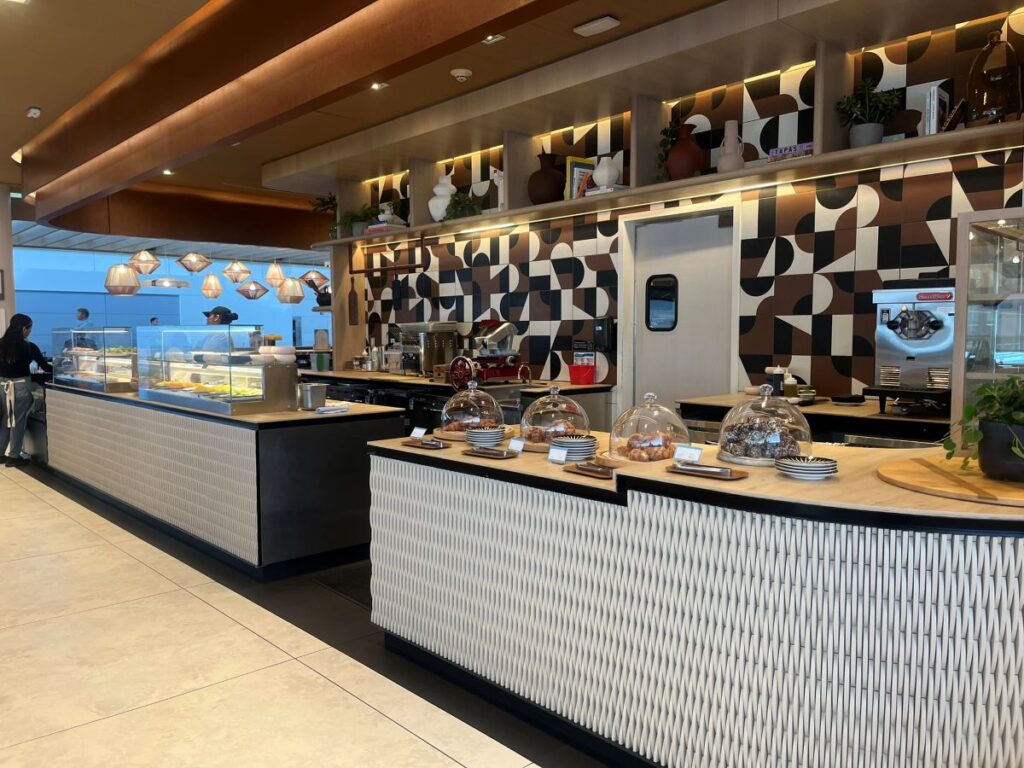 CapitalOne landing at DCA