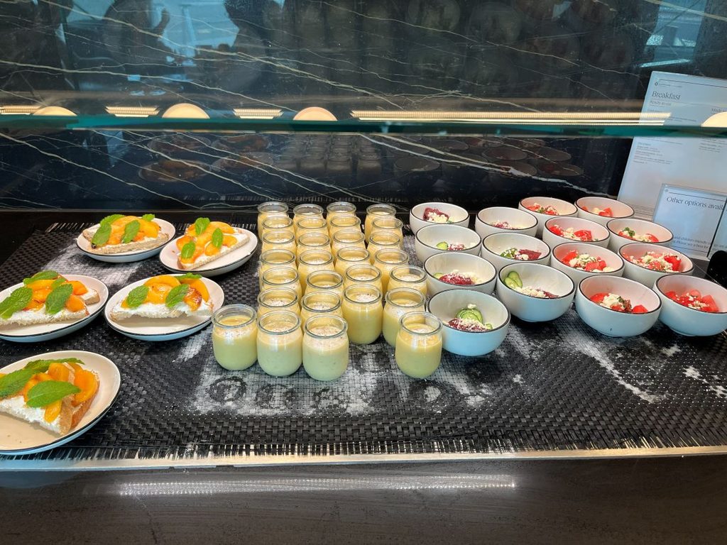 Food at Chase Sapphire Lounge at JFK